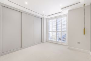 Photo 15- click for photo gallery